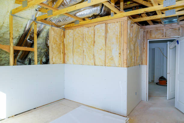 Best Insulation Repair Services  in Clarks Green, PA